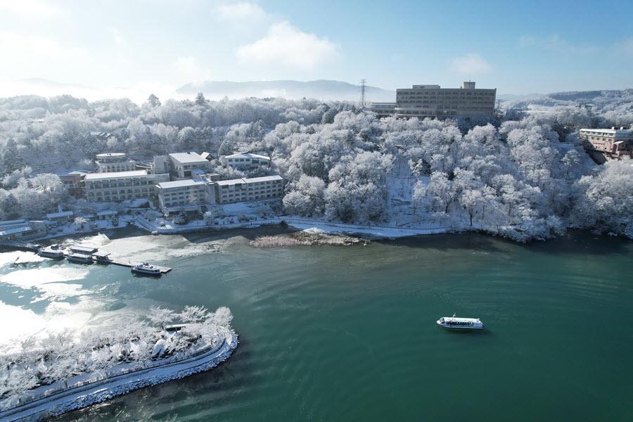 
                                                                        馬躍豐年、贈送動畫公園入場｜開運祈福、登高望遠、日本航空名東輕旅行6日
                                                                        