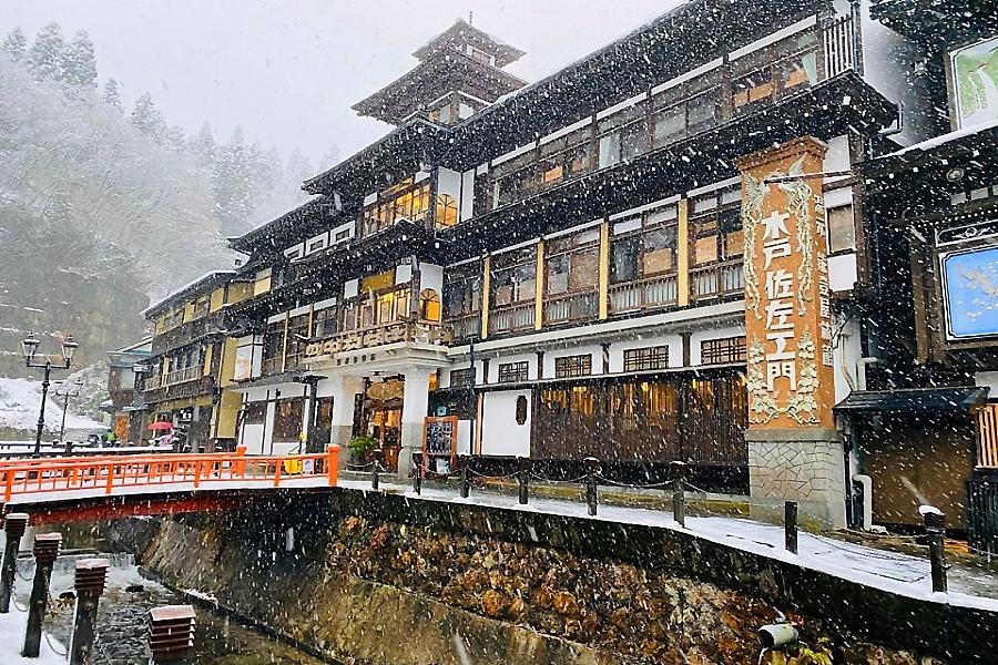 
                                                                        限量東北、縱貫雙城｜漫步銀山溫泉、品賞米澤牛、日光東照宮、東京仙台9日
                                                                        