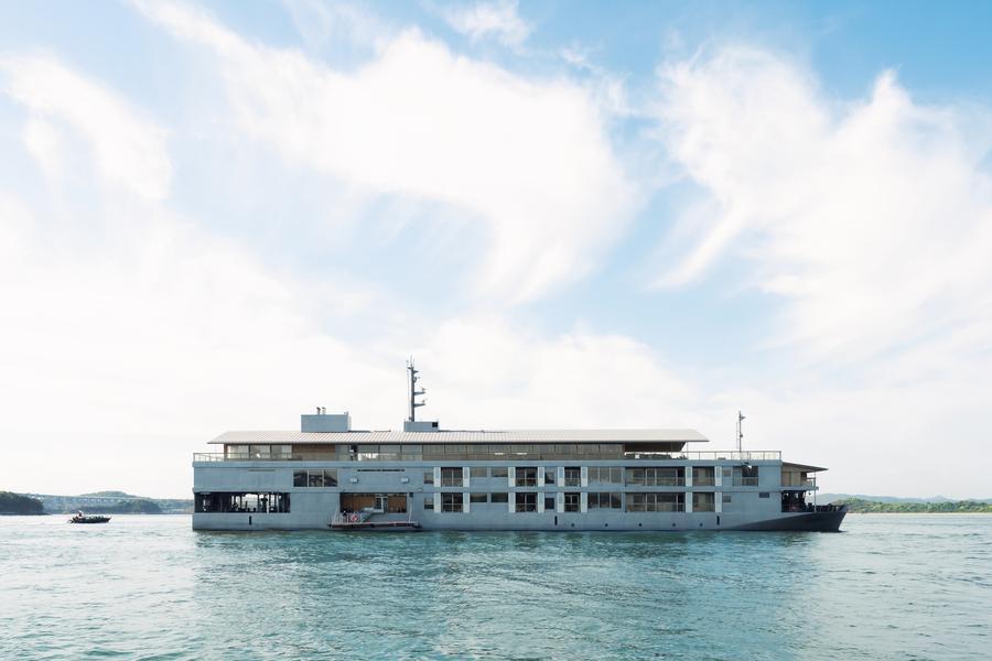 
                                                                        guntû漂浮名邸｜瀨戶內銀波慢宿．楓染長門峽．獨家茶席．海陸饗宴6日
                                                                        