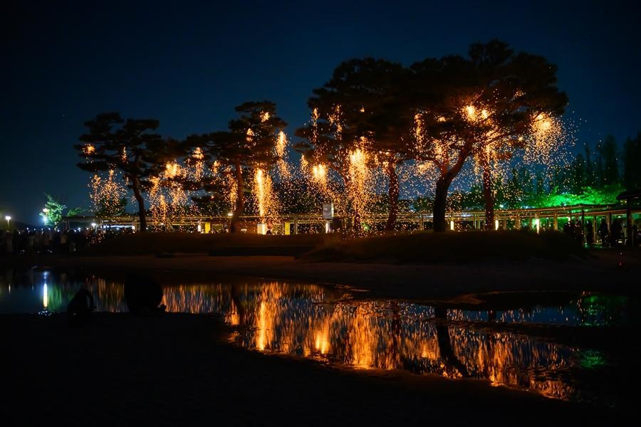
                                                                        【韓國世宗落火節】環湖鐵道自行車.韓服遊古宮.橋村炸雞體驗.民俗村5日
                                                                        