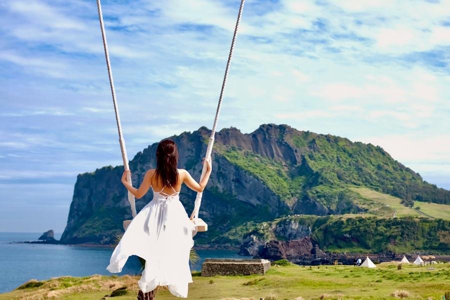 
                                                                                                                        【WBC好想贏韓國】濟州買一送一～海景鞦韆咖啡.植物園足浴.繡球花5日
                                                                                                                        