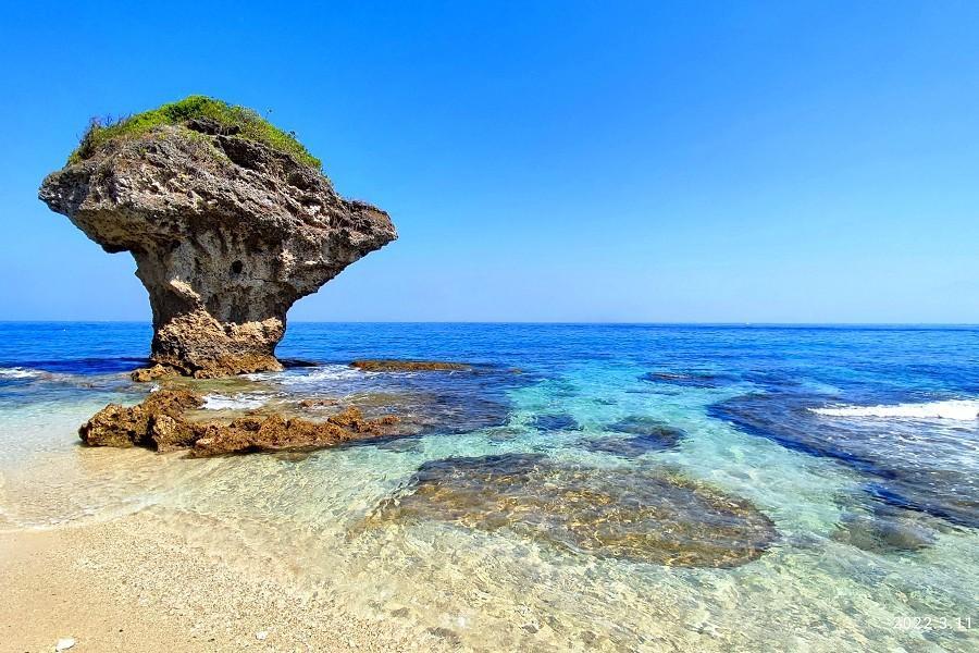 
                                                                                                        【湛藍小琉球】小琉球環島.月世界.亞洲新彎區～駁二大港橋.雄好玩三日遊
                                                                                                        