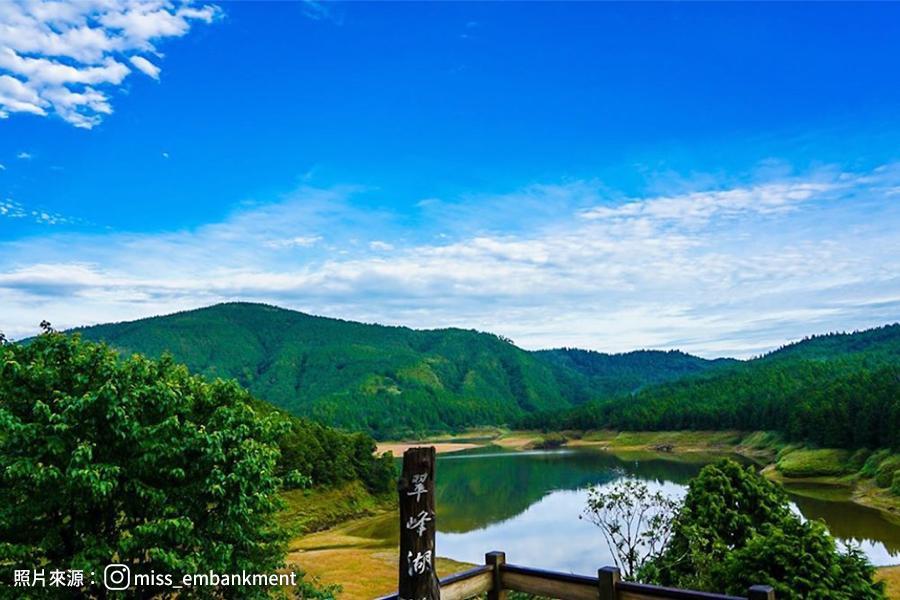 
                                                                                                        苗栗銅鑼日月潭遊湖、溪頭米堤城堡、杉林溪太平山森呼吸、礁溪風呂環島五日
                                                                                                        