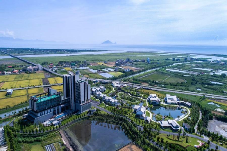 綠舞國際飯店日式莊園海景房一泊三食、可愛萌寵、山海全覽、鳳梨DIY二日