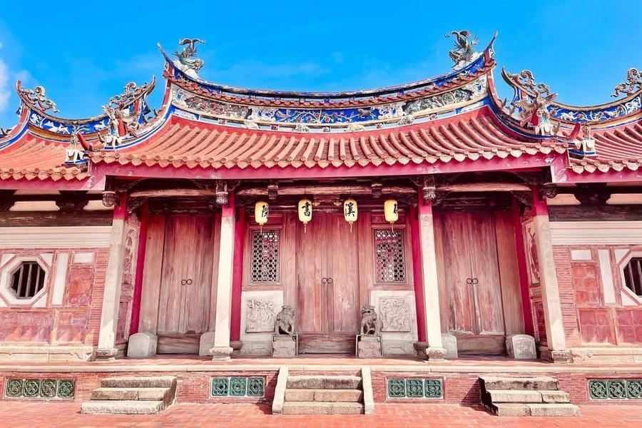 
                                                                                                        台中補助、眷村書香藏時光、望高遠景映天光、紅棗農莊體驗二日
                                                                                                        
