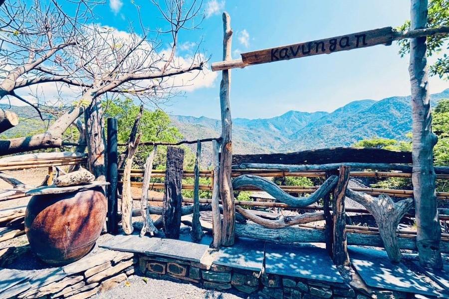 
                                                                        世遺潛力點～排灣族老七佳部落體驗、橋頭糖廠五分車、觀音湖、捷絲旅三日
                                                                        