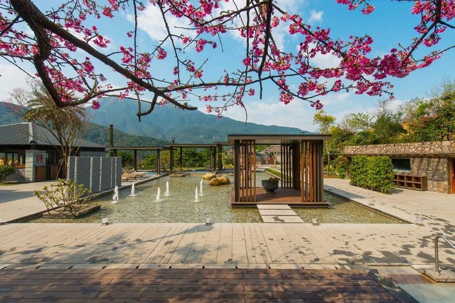 
                                                                        石門嵩山百年梯田步道、龍宮貝殼廟、陽明山天籟渡假飯店一泊二食二日
                                                                        