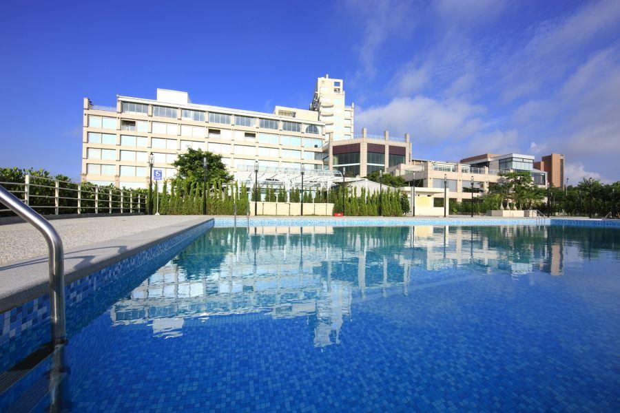 
                                                                        【台中綠美圖2日】五星清新溫泉飯店一泊三食、特色蝦蝦飯、銅鑼桐花公園
                                                                        