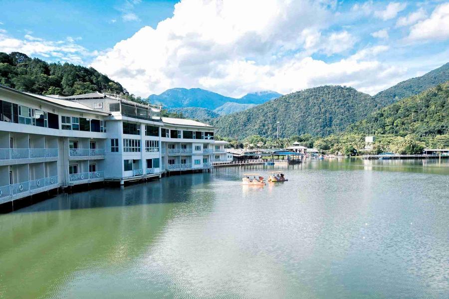 
                                                                        鯉魚潭天水蓮湖景房一泊二食、環湖小火車、木生昆蟲蝴蝶園、森林學院二日遊
                                                                        