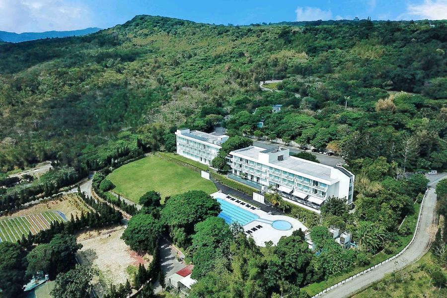 隱世系華泰瑞苑×高雄翰品鍋物吃到飽・雲南香料美食村・墾丁珊瑚礁森林三日