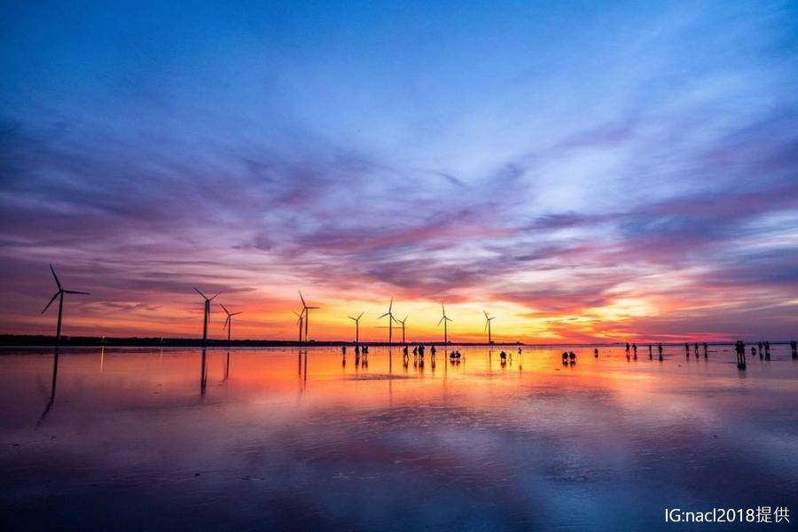 
                                                                        【超值台中】老宅甜點店、懷舊眷村菜、農場鮮飲火龍果、橙居台中 二日
                                                                        