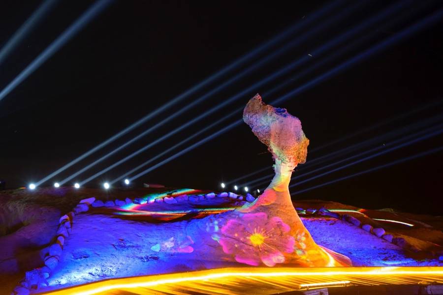 
                                                                        野柳石光女王夜未眠・萬里繡球花海・金山牡丹蓮盛開・沐舍溫泉二日
                                                                        