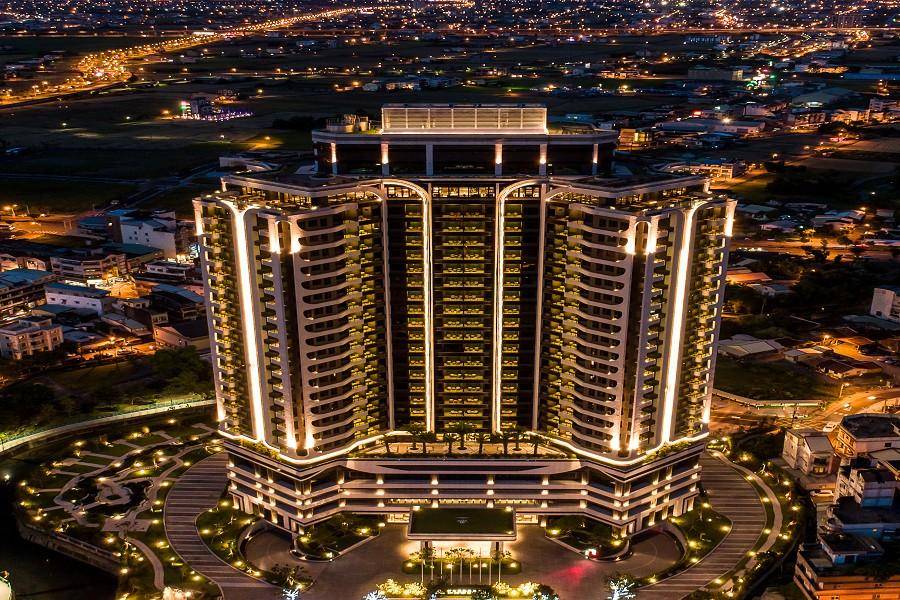 
                                                                        五星村却溫泉酒店一泊二食、泰雅樂水部落文化體驗、新寮瀑布透心涼二日
                                                                        