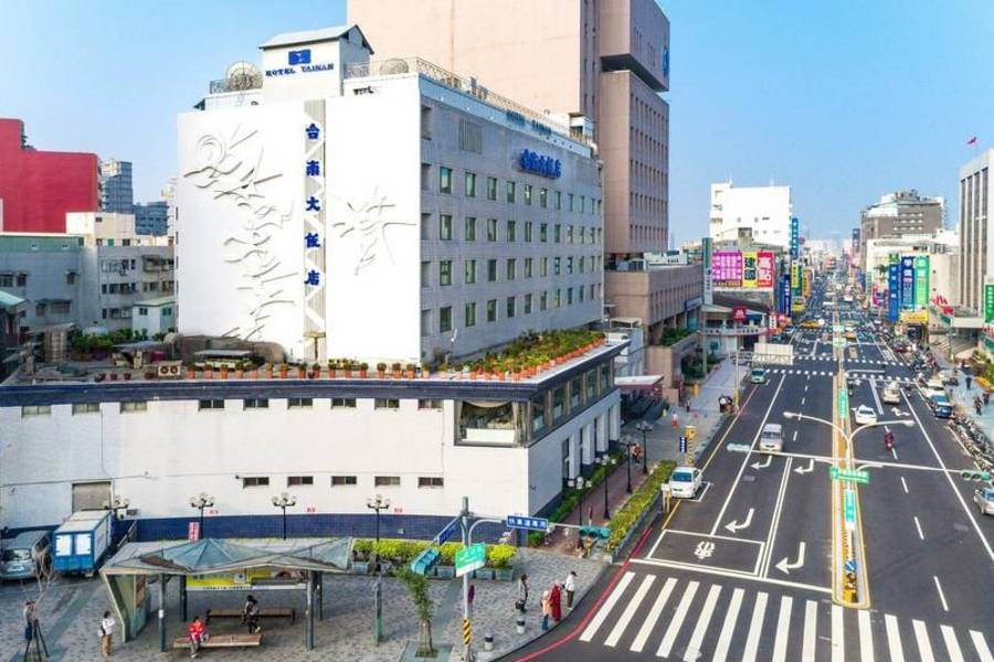 
                                                                        【台南補助】國際芒果節、左鎮化石園區、大坑休閒農場、台南大飯店二日
                                                                        