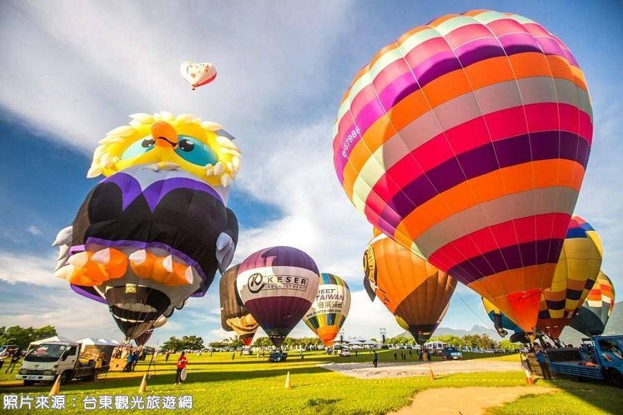
                                                                                                        【台中出發～台東熱氣球嘉年華】黃金縱谷、太麻里忘憂谷金針花賞二日
                                                                                                        