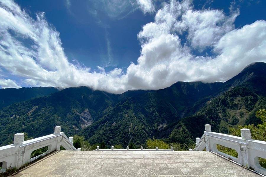 
                                                                        【重返南橫美境】南橫埡口美景、天池、南迴台鐵、日暉溫泉酒店 二日
                                                                        