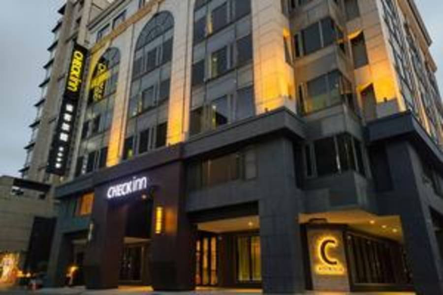 
                                                                                                        雀客旅館台中文心中清
                                                                                                        