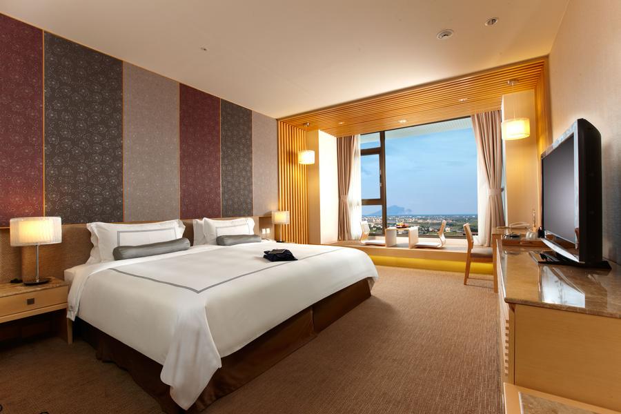 
                                                                        【高鐵假期-沁涼一夏】宜蘭長榮鳳凰酒店(礁溪)二日自由行
                                                                        