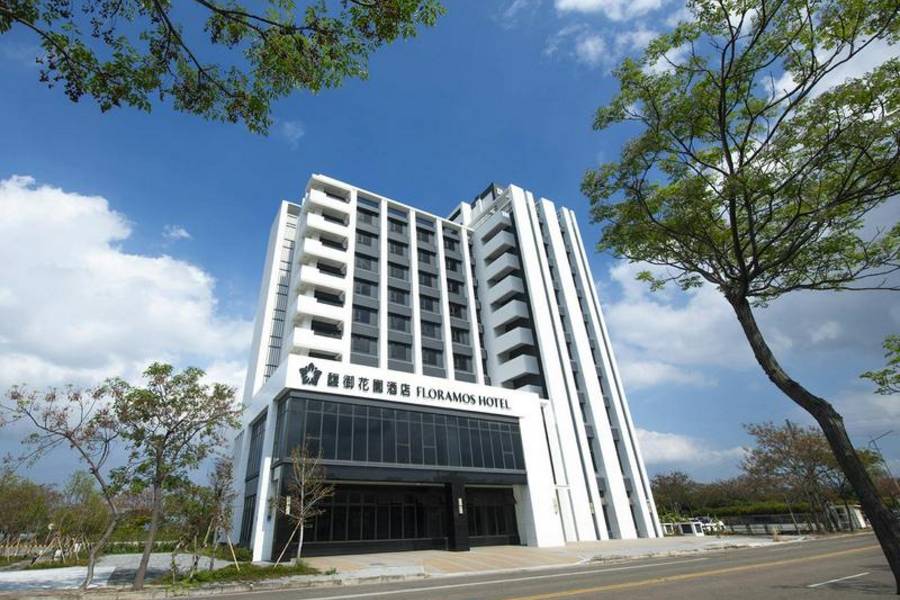 
                                                                        【搭高鐵慢遊彰化】田中馥御花園酒店2日自由行(5月-9月)
                                                                        