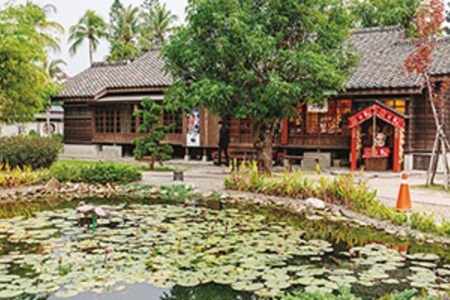 
                                                                                                        【高鐵假期-2026台灣燈會】嘉義文化路美食．檜意森活村．蒜頭糖廠一日豐富行
                                                                                                        