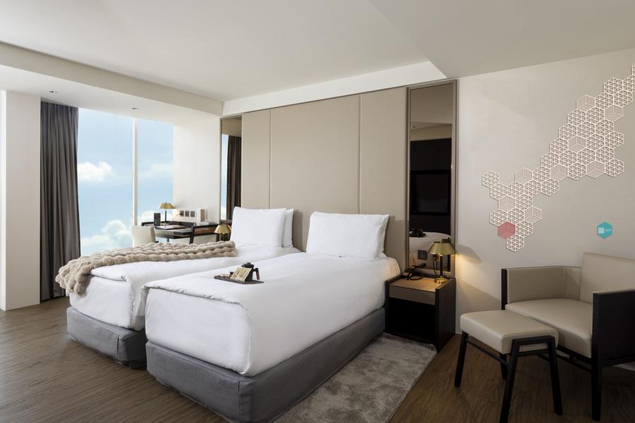 
                                                                                                        【高鐵假期-2026高雄燈會】天成逸旅-舶寓高雄二日自由行(贈高雄捷運&輕軌1日券)
                                                                                                        