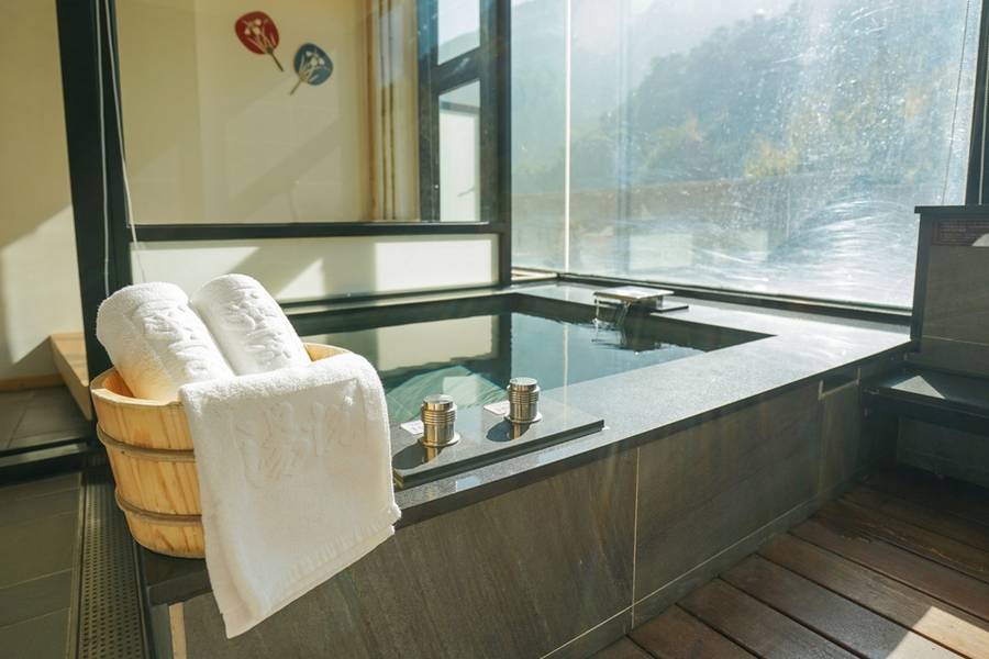 
                                                                                                        【高鐵假期-搭高鐵慢遊苗栗】苗栗湯悅溫泉會館二日自由行
                                                                                                        