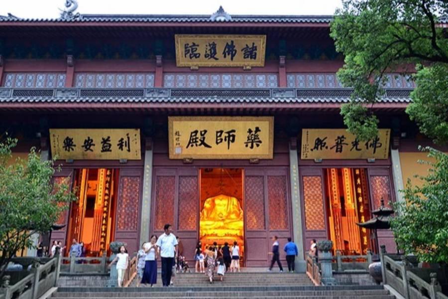 
                                                                                                        杭州靈隱寺
                                                                                                        