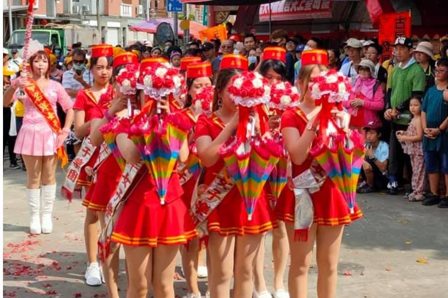 
                                                                                                        大甲媽祖遶境回鑾日 花車嘉年華會
                                                                                                        