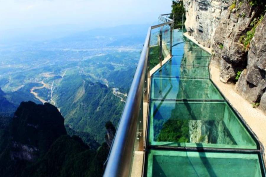 
                                                                        天門山天空步道
                                                                        