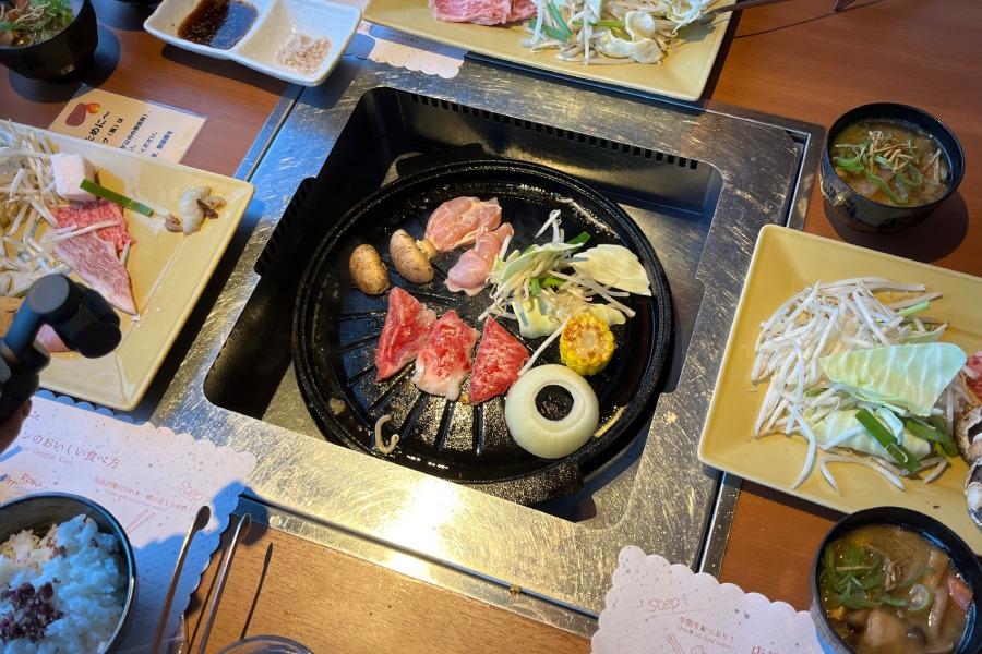 
                                                                                                        三田和牛+淡路雞鐵板燒烤料理
                                                                                                        