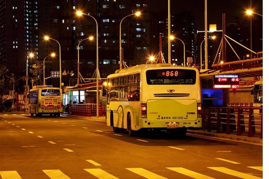 
                                                                                                        巴士
                                                                                                        