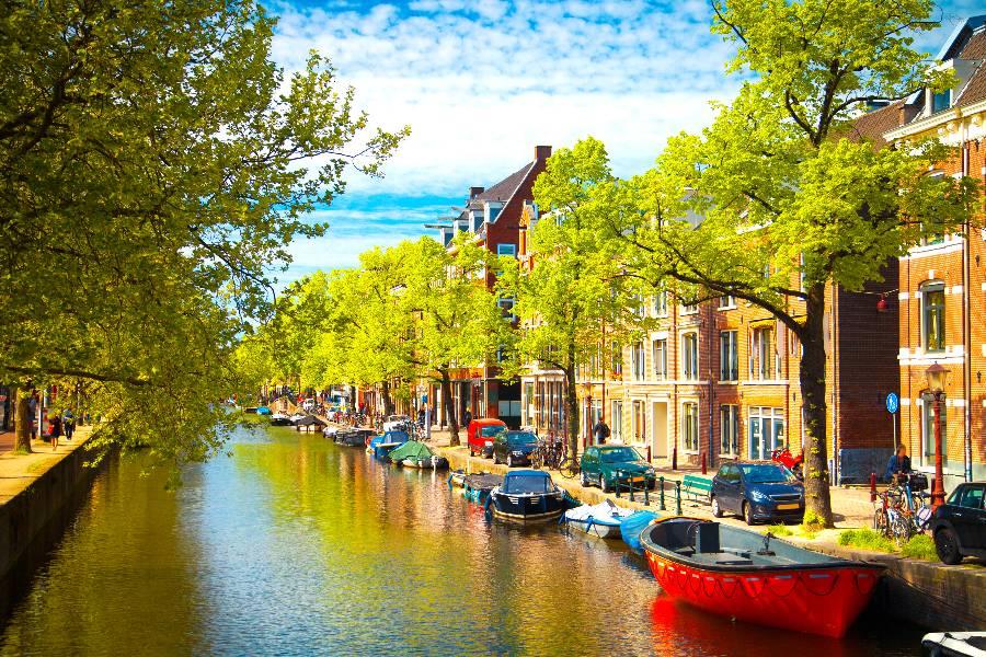 
                                                                                                                        阿姆斯特丹✈︎機+酒
                                                                                                                        