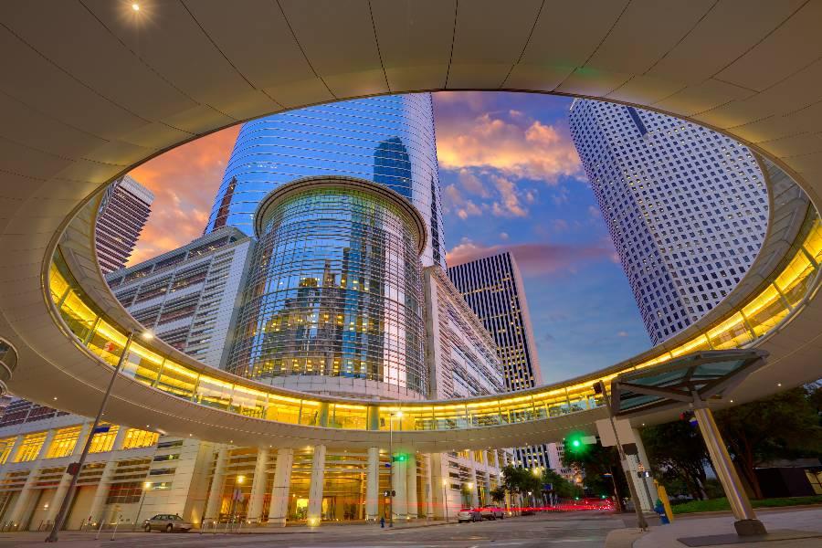 
                                                                                                                        休士頓✈︎機+酒
                                                                                                                        