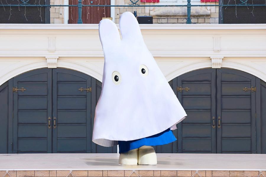 
                                                                        Miffy遊行花車及幽靈Miffy合照
                                                                        