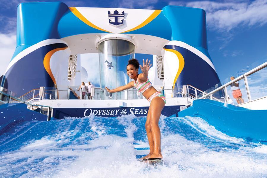 
                                                                                                                        甲板衝浪FlowRider
                                                                                                                        