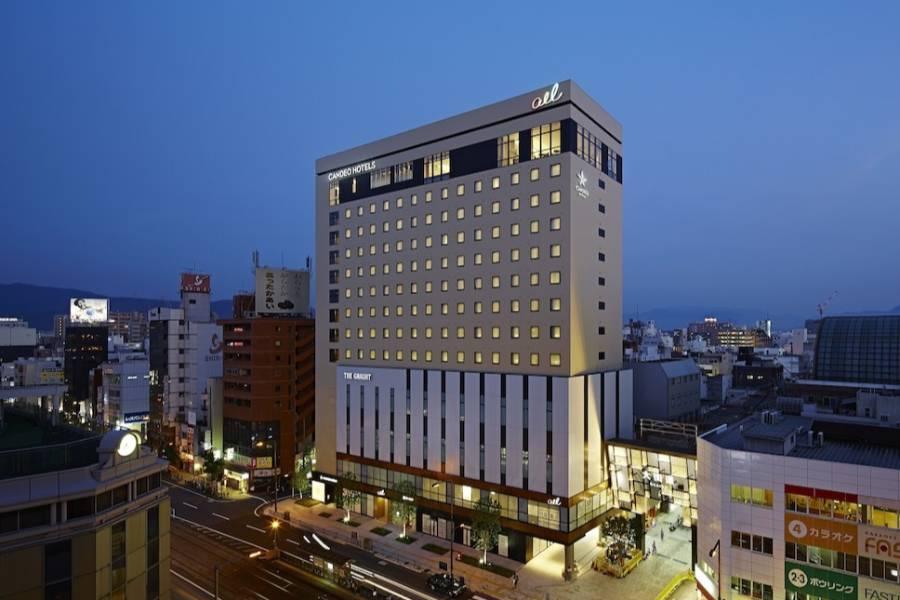 
                                                                                                        松山大街道光芒飯店 機加酒
                                                                                                        