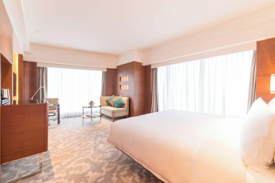 
                                                                                                                        澳門皇冠假日酒店 機+酒
                                                                                                                        