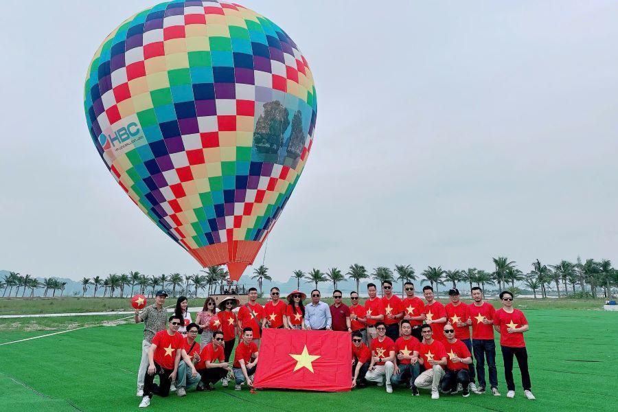 
                                                                        全新熱氣球升空
                                                                        