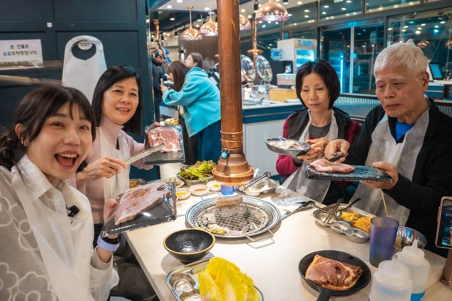 
                                                                        明倫進士烤肉吃到飽
                                                                        