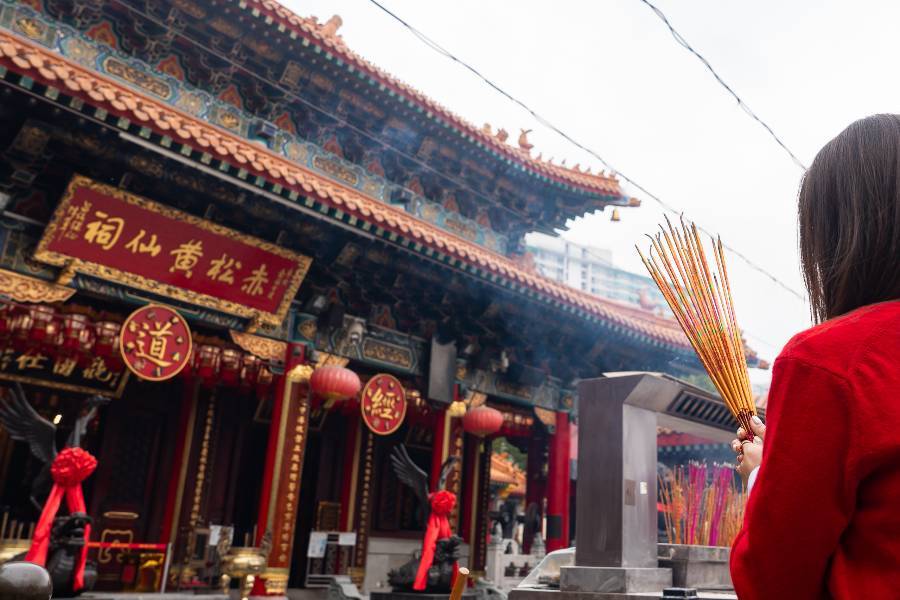 
                                                                        經典懷舊與祈福
                                                                        