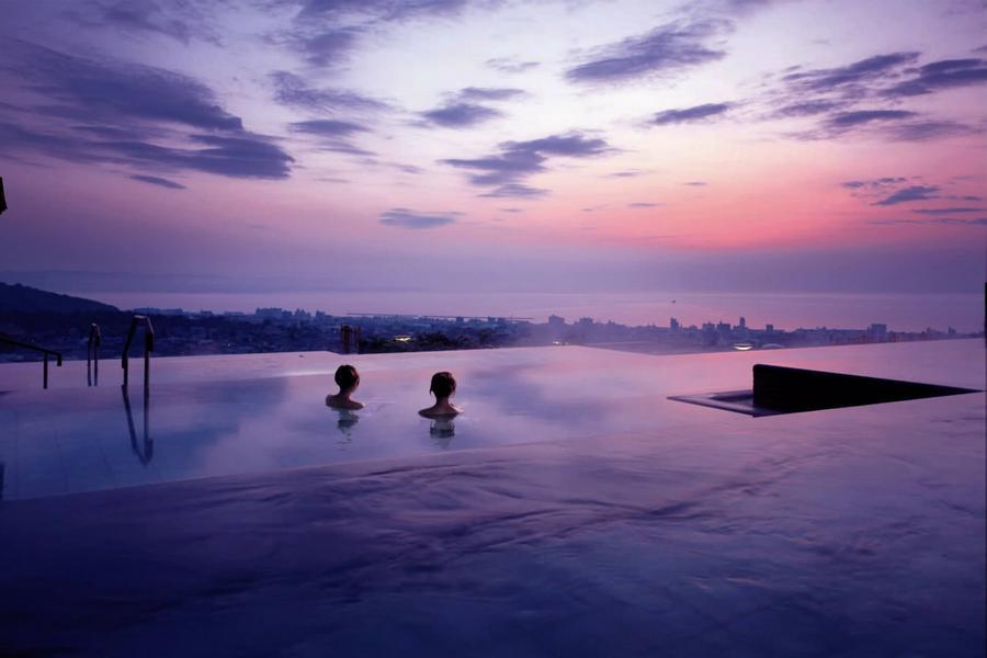 
                                                                        【經典九州熊本】百選溫泉 別府杉乃井．高千穗峽．湯布院．柳川遊船５日
                                                                        