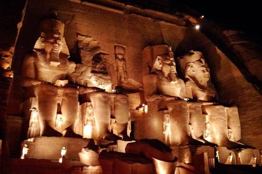 
                                                                                                        【埃及11天】中段搭飛機、阿布辛貝聲光秀、大埃及博物館、貝都因衝沙
                                                                                                        