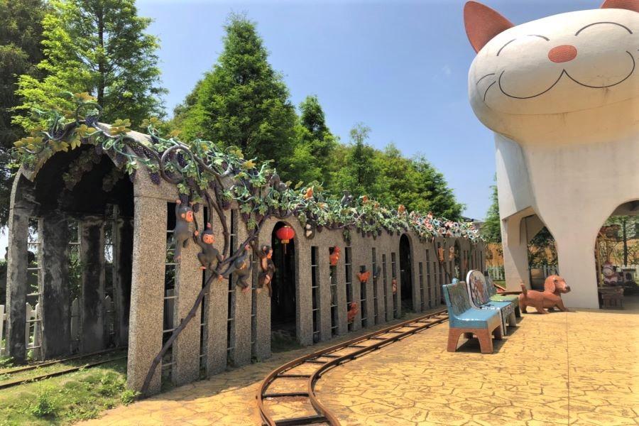 
                                                                                                        【彩繪北港】蒂芬妮車站、竹崎親水公園、北港老街美食、彩繪DIY一日
                                                                                                        
