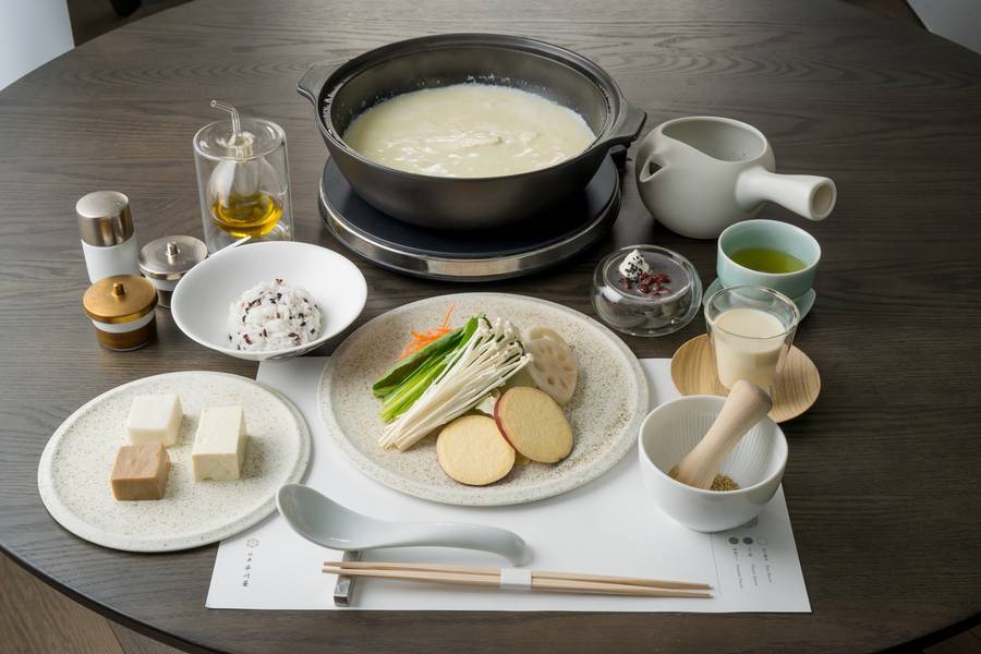 
                                                                        【蔬式旅行、8人成行】九州素食｜湯布院‧3大夜景‧長崎原爆‧溫泉5日
                                                                        