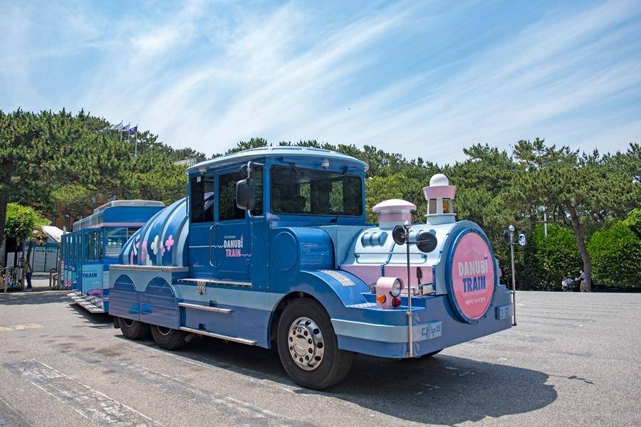 
                                                                        【歡慶65周年慶】釜山買一送一~甘川彩繪村、海岸列車、太宗臺遊園車4日
                                                                        