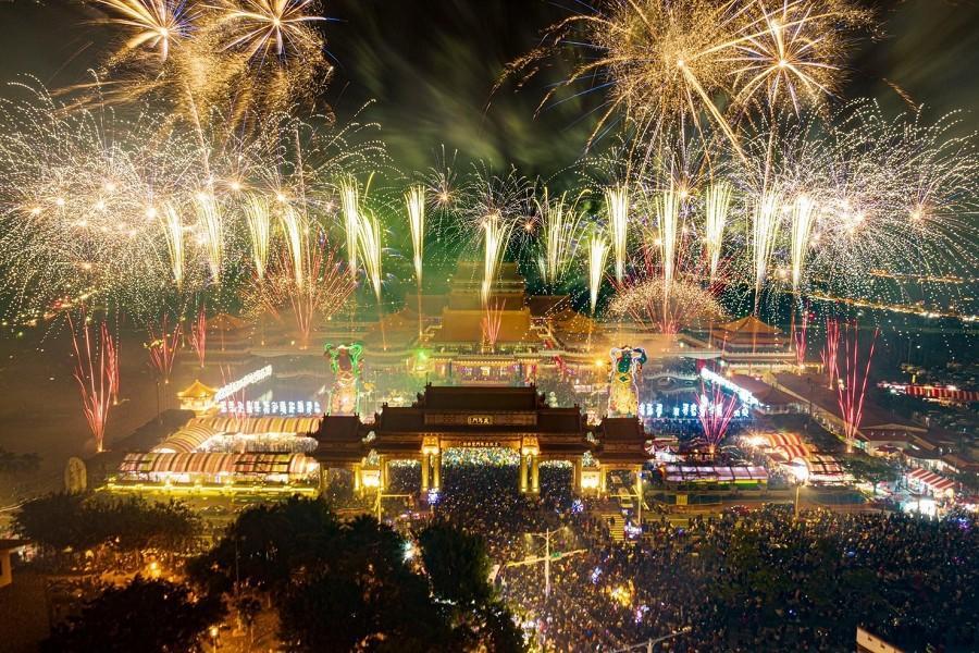 
                                                                                                        2026年鹿耳門聖母廟煙火嘉年華
                                                                                                        