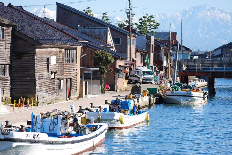 新湊觀光船