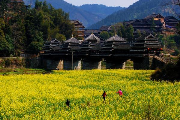 桂林山水甲天下～侗族風情看三江、龍脊梯田、日落漁火、享雙秀6日- 國