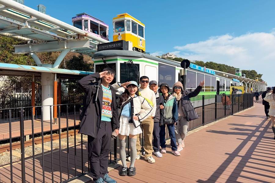 海雲台海岸列車